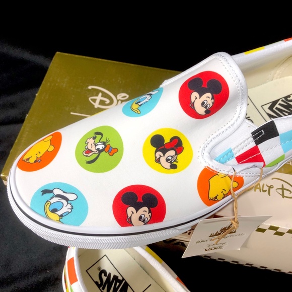 2022 Disney Parks 50th Mickey & Friends Vans Off The Wall Slip Shoes - NEW - Picture 3 of 3